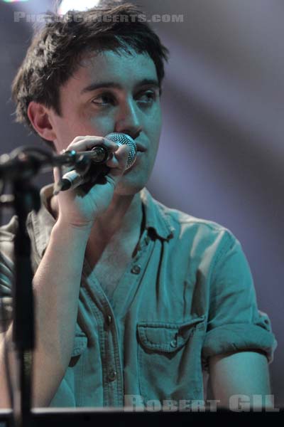 VILLAGERS - 2010-11-07 - PARIS - La Cigale - 